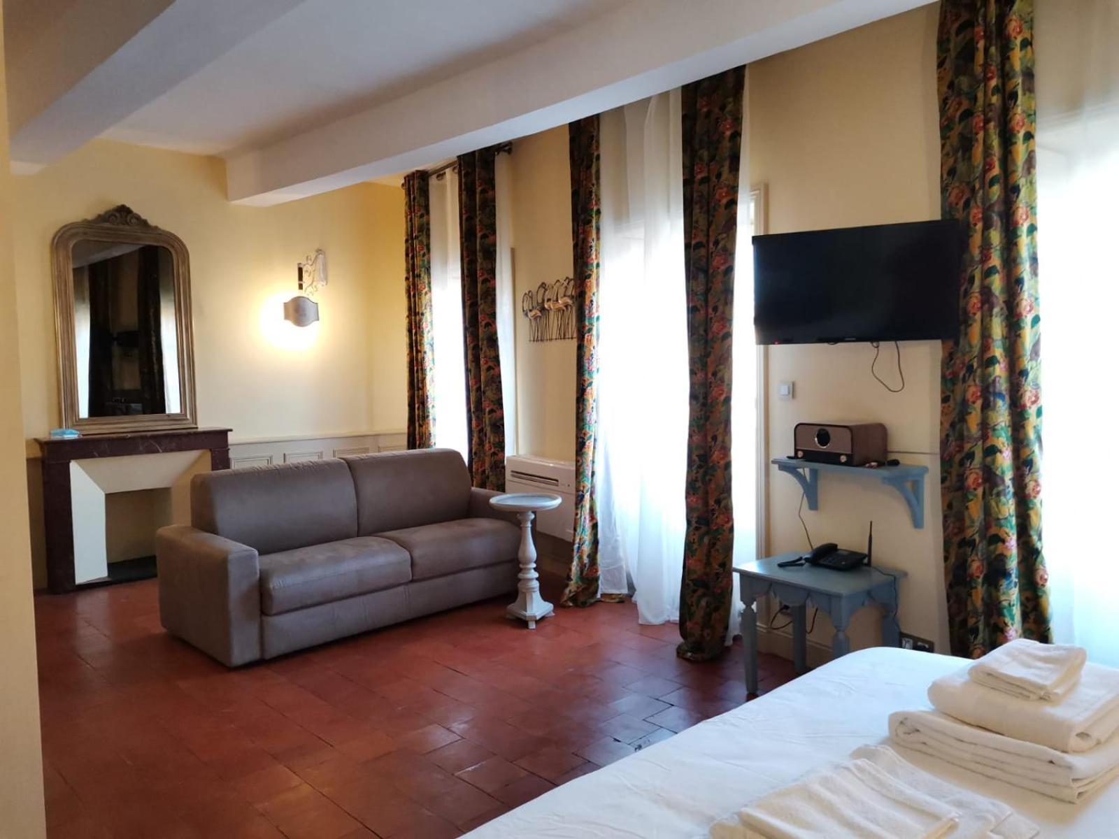 Mes A Moi In Pezenas - Appartements De Charme - Baignoire Balneo 外观 照片